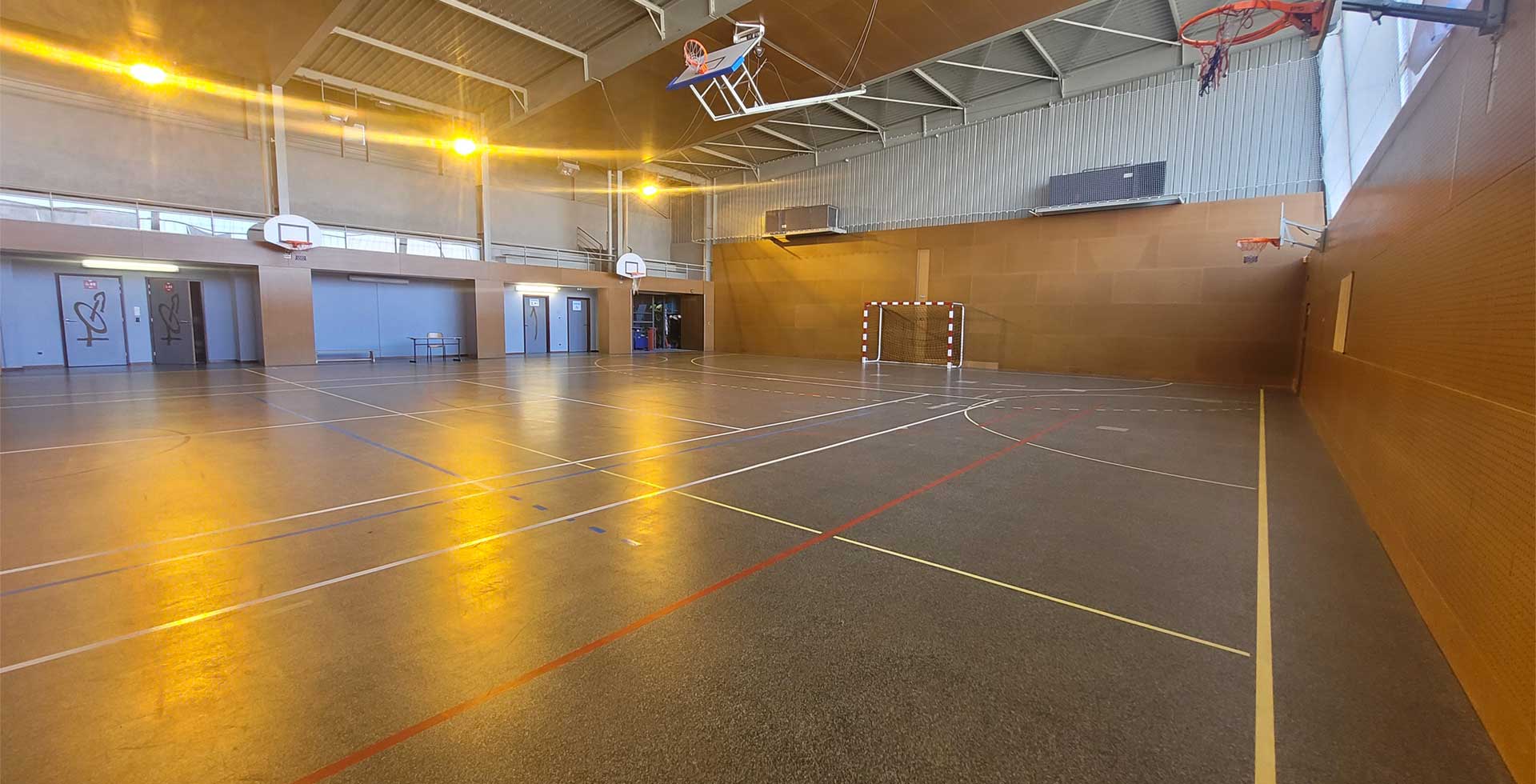 Intérieur du gymnase de a Communauté de Communes Alsace Rhin Brisach