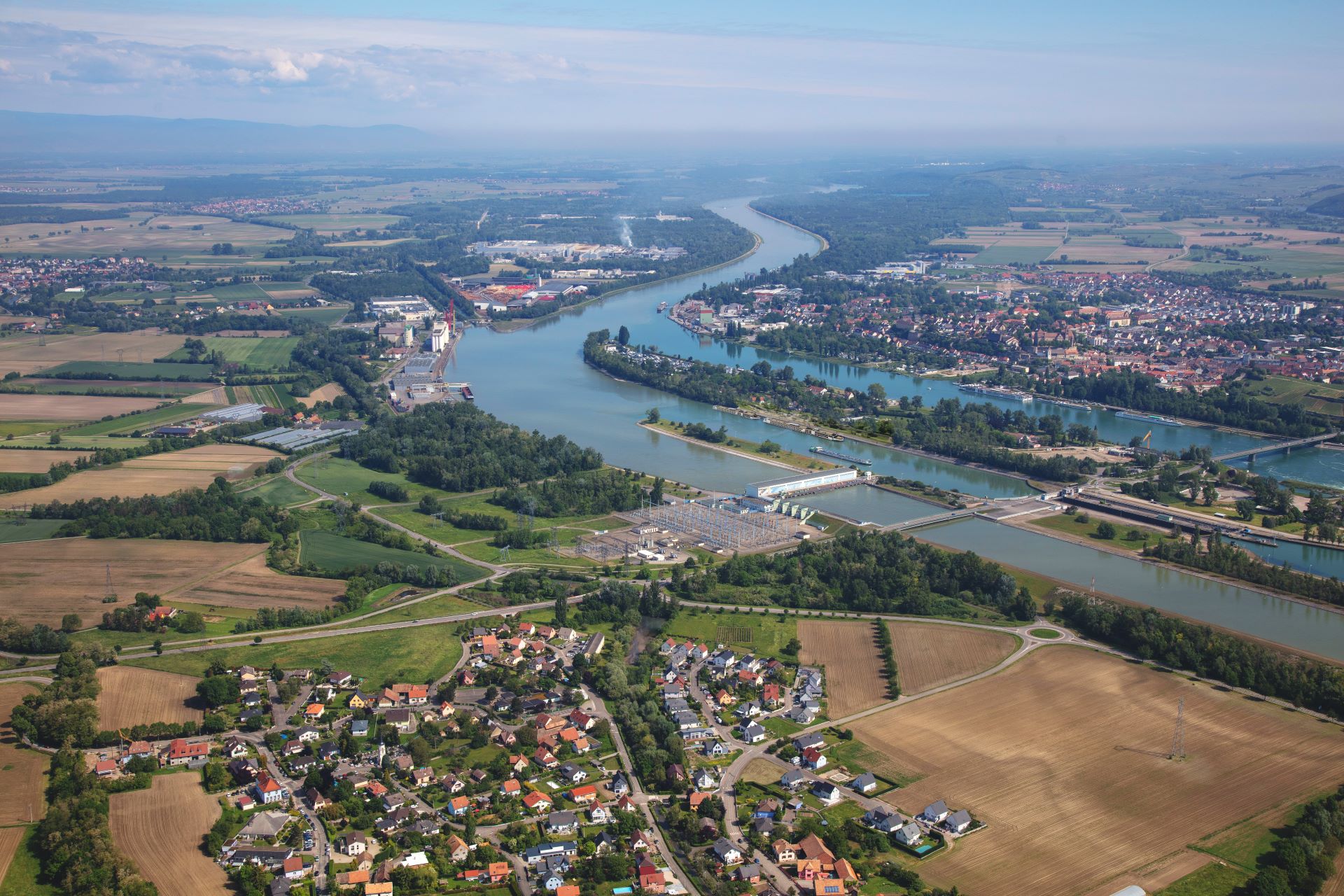 L'Ile du Rhin, destination touristique, vue du ciel