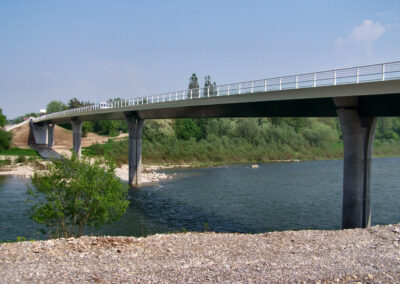 le pont qui relie la France à l'Allemagne