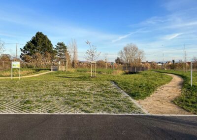 Vue sur un champs à Urschenheim