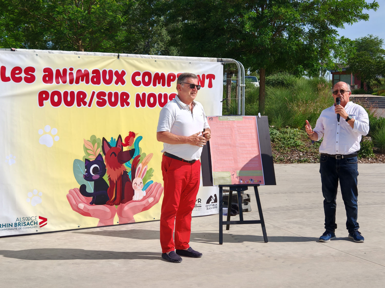 Gérard HUG et Philippe MAS signent la DEDA